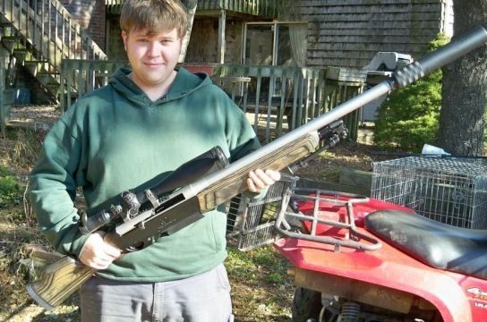 Pózolj fegyverrel 😮