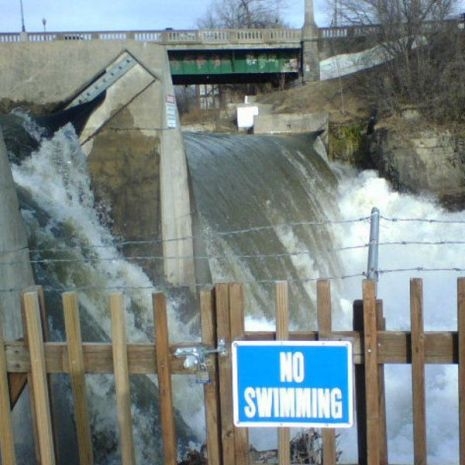 Még jó, hogy kiírták, különben  . . .