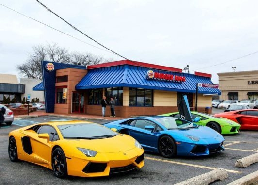 Egyszer a gazdagok is megéheznek