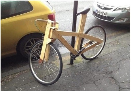 Egy vérbeli asztalos, ilyen bringával jár