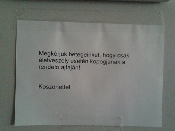 PL. szívroham, hentes bárd a hátban, félbeszakadt felső test...köszi :D