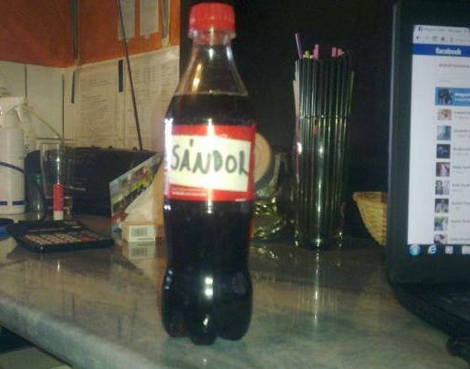 Sanyi nem találta a nevét...