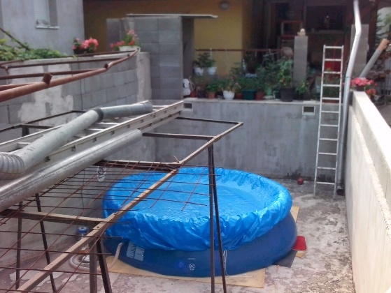 Medence 2 az 1-ben...válság verzió