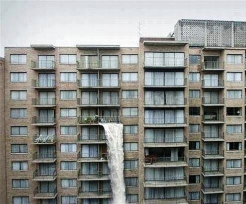 Lakótelepi vízesés