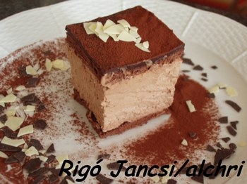 Kérdezték - válaszolt