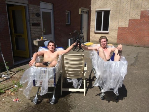 Még csak csütörtök, de már van aki lazul