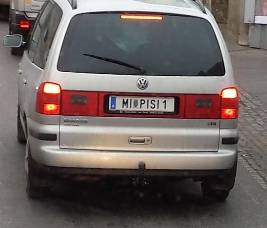 Újra Ausztriából jelentkezik, egy éles szemű olvasónk...