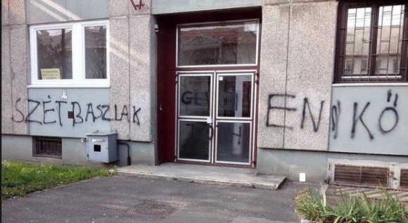 Lakótelepi szerenád