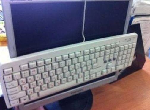 Érintőképernyő ...