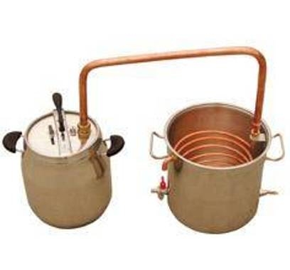 Az asszony edénykészletet kért karira