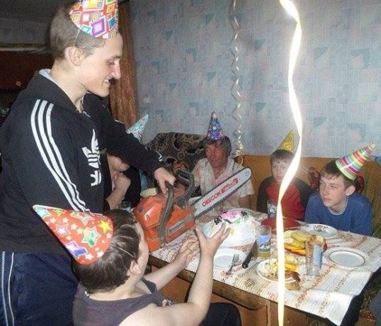 Pörgös egy buli lehetett :P