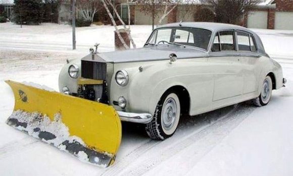 Eközben Angliában...