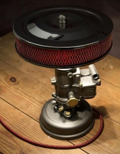 Az autószerelő lámpája