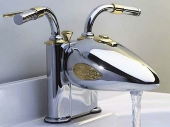 Gondolom szeret a tulaj motorozni