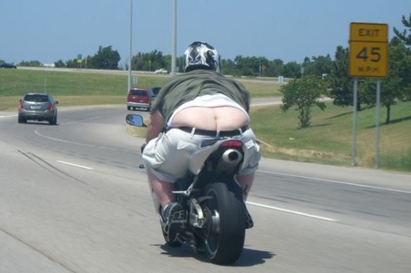 Ő már elővette a vasat