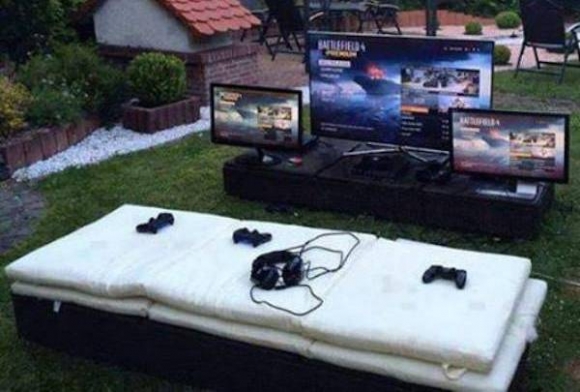 Anyám szólt, hogy szép az idő...