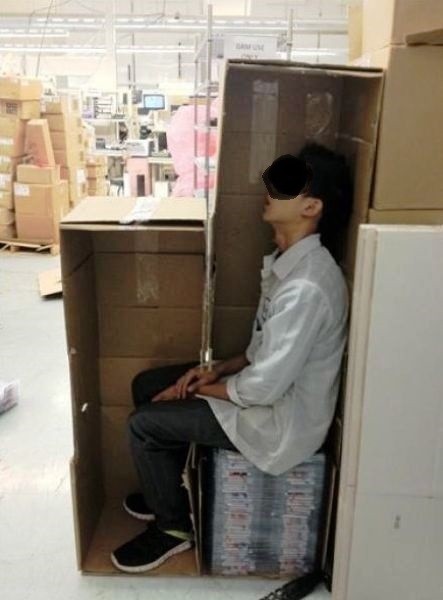 Hétfő reggel a melóhelyen...