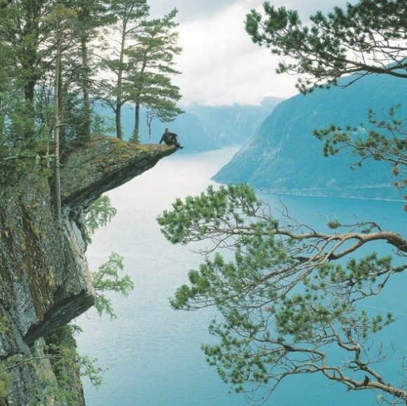 Egy fingásra a haláltól