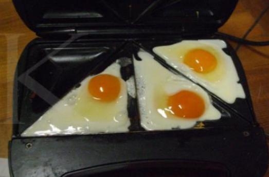 Ma tojás lesz reggelire a koleszban...