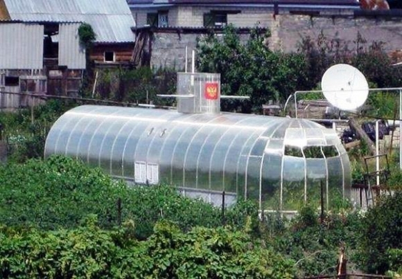 A nyugdíjas tengeralattjárós üvegháza