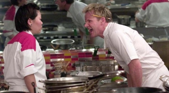 Olyan feketére égetted a húst, hogy...