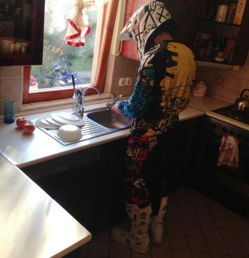 Amikor már mennél motorozni, de...