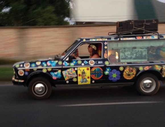 Egy hippi hullaszállító a Hungária körútról