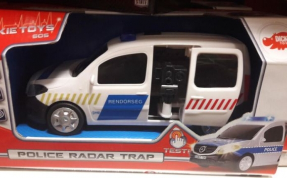 Traffis rendőrautó