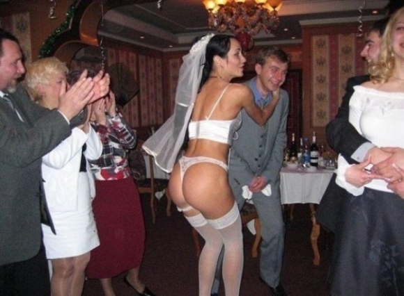 Mindenki olyan esküvőt szeretne, amire a vendégek még sokáig emlékeznek!