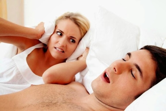 Miért mindig az alszik el előbb, aki horkol?