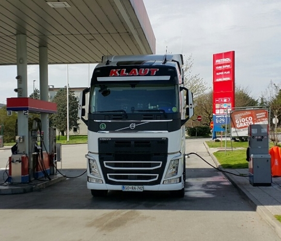 A szlovének is sietnek...