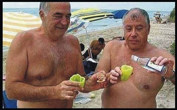 Ma töltött paprika lesz ebédre