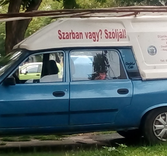 Ütős reklámszöveggel hívja fel a figyelmet a helyi duguláselhárító 