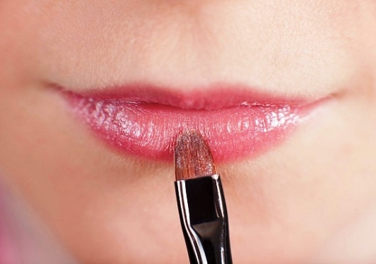 Csak egy buta pasi mondja egy nőnek, hogy hallgass