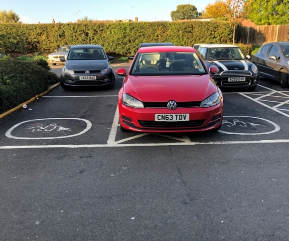 Egy parkolózseni Angliából