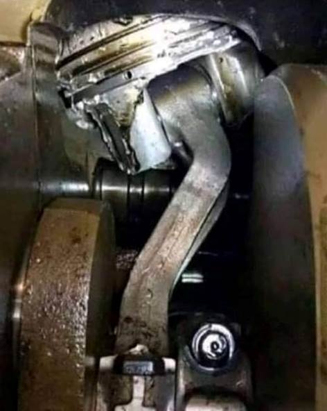 Amikor a csaj a lovaglásnál magasabbra szökken, mint kellene és megtörténik a katasztrófa!