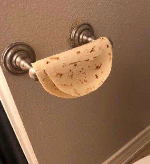 Amikor elfogy otthon a WC papír, de van egy...