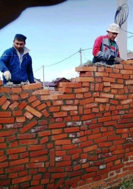Egyedi stílusban nyomják a melót