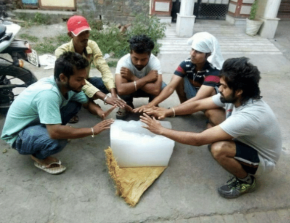 Ők így védekeznek a nagy meleg ellen