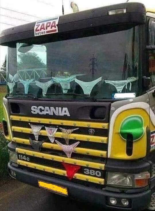 Gyűjti a trófeákat