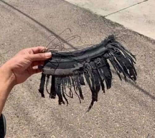 Valaki elhagyta a szempilláját