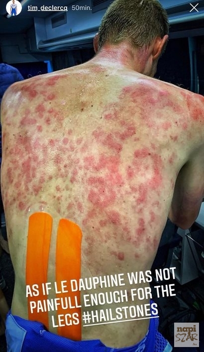 Bringás barátunkat elkapta egy durva jégeső