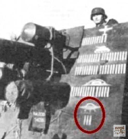 Emberünk egy picit hazudós