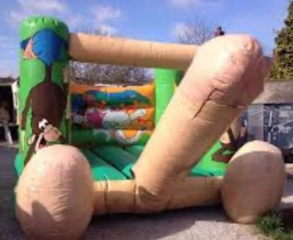 F@sza kis ugrálóvár