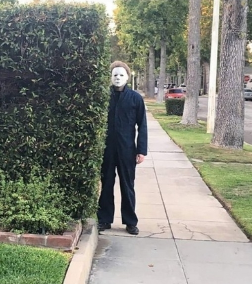 Ahogy a főnök figyeli, hogy mit csinálsz