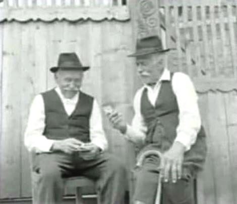 Te komám, neked is vacognak éjjel a fogaid, ha lázas vagy?