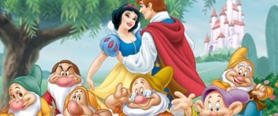 Mit látott Hófehérke, amikor a herceg letolta a nadrágját?