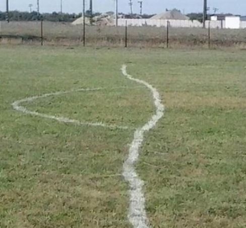 A focipálya felfestését a helyi pálinkafőző támogatta