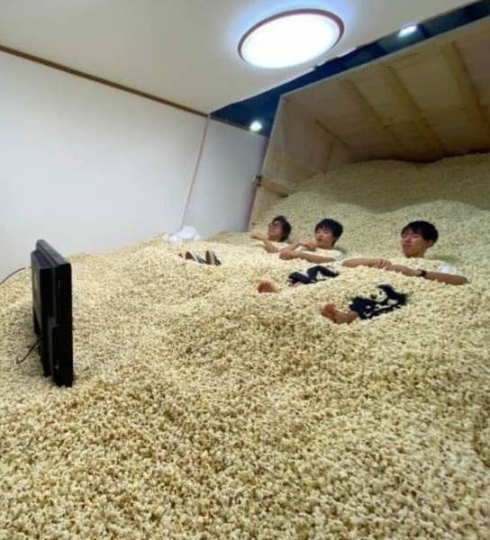 Pattogtattak maguknak egy kis popcornt a filmnézéshez