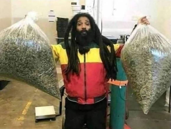 Jamaica is besegít az oltásokba